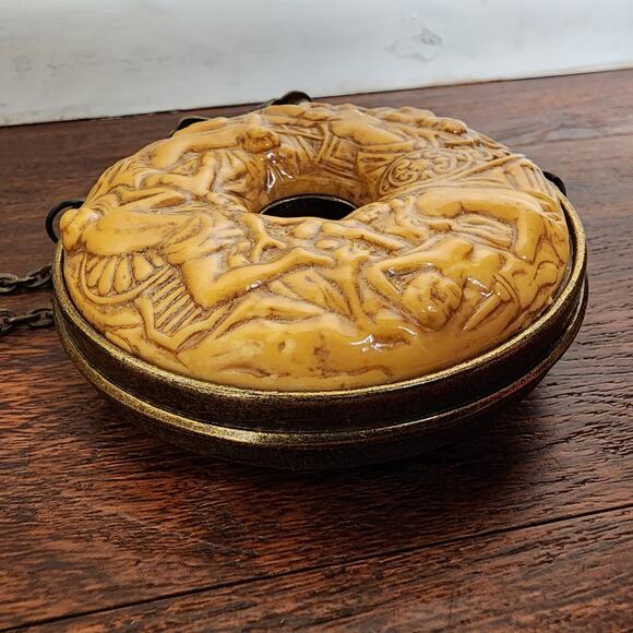 Antique Rare VHTF Victorian-era Repro of 17th Century German Powder Flask - Picture 7 of 8